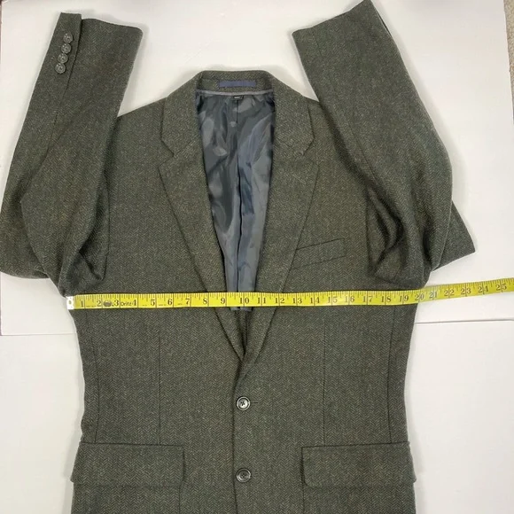 J. Crew Men's Ludlow Blazer 38S .